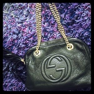 Gucci authentic lamb black leather/soft-gold chain