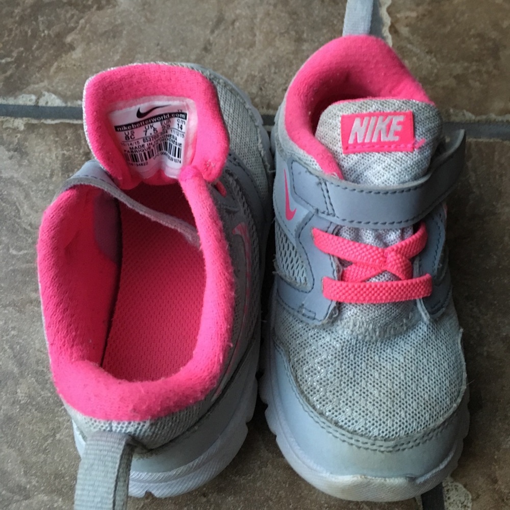 Nike sneakers toddlers size 8