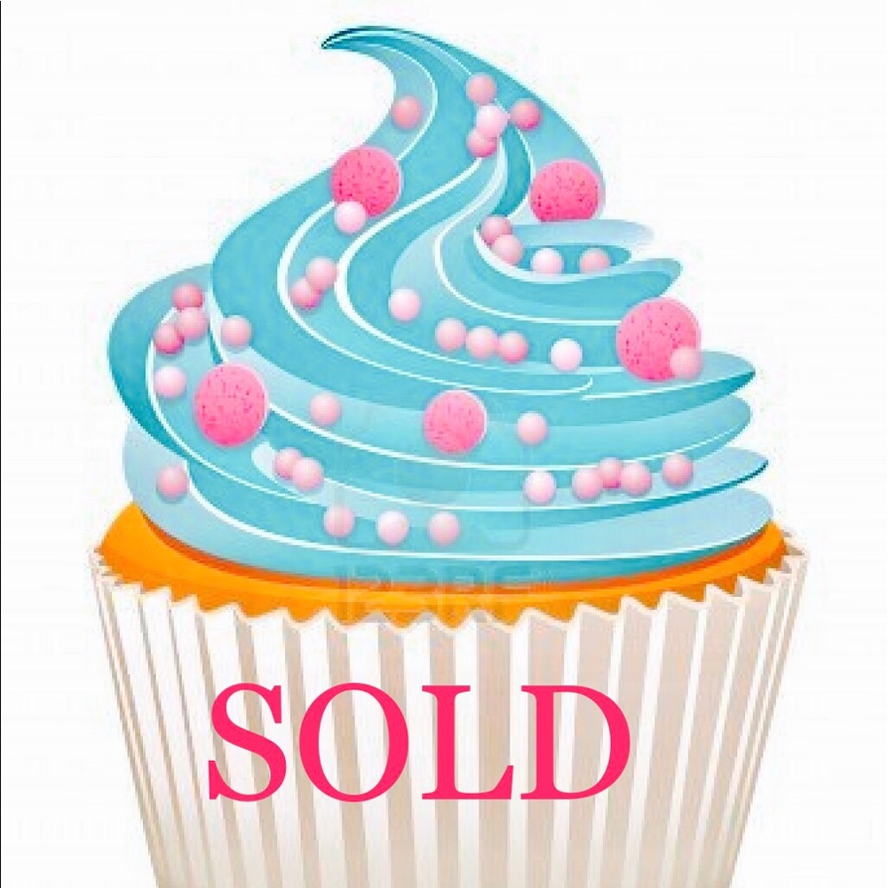 New Coach Wristlet w Tag