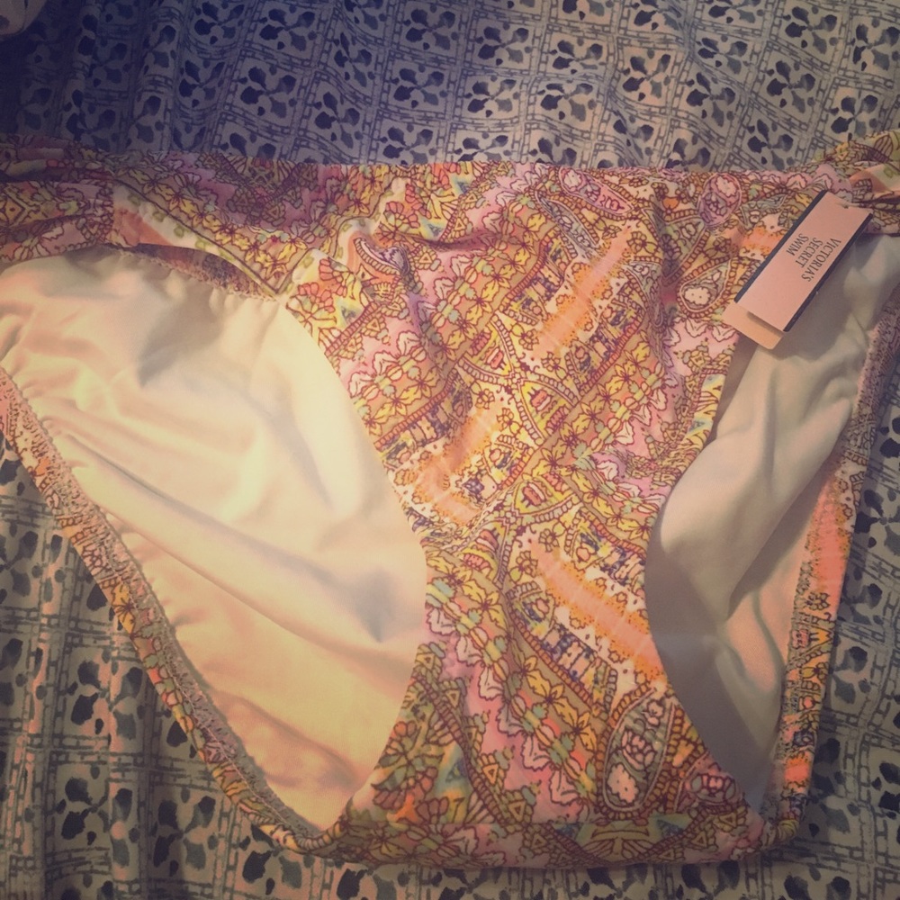 Brand new Victoria secret swim bottoms