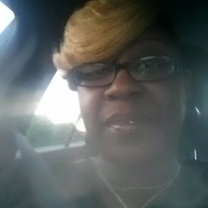 Meet your Posher, Yolanda