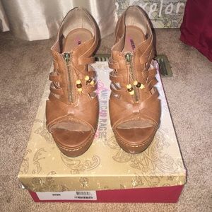 AMERICAN RAG BROWN SANDALS