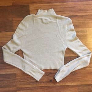 F21 Mock Neck Crop Top