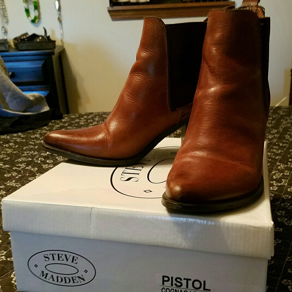 Steve Madden Pistol Booties