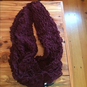 Ann Taylor maroon infinity scarf