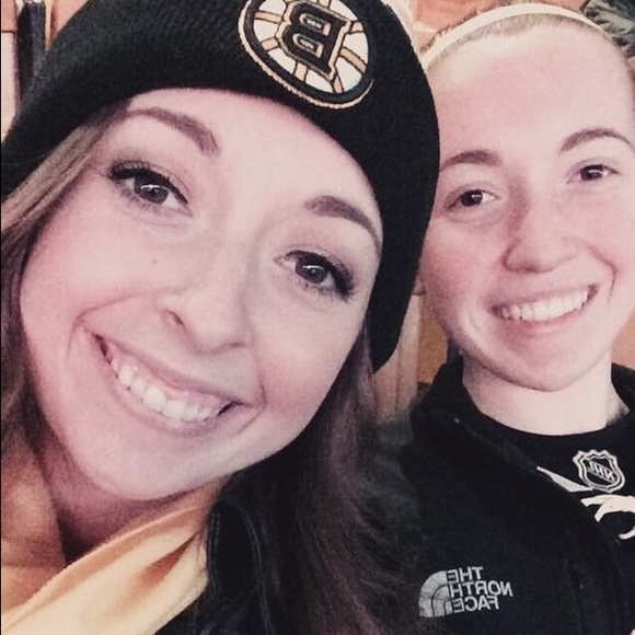 Meet Your Posher - Picture 4 of 4