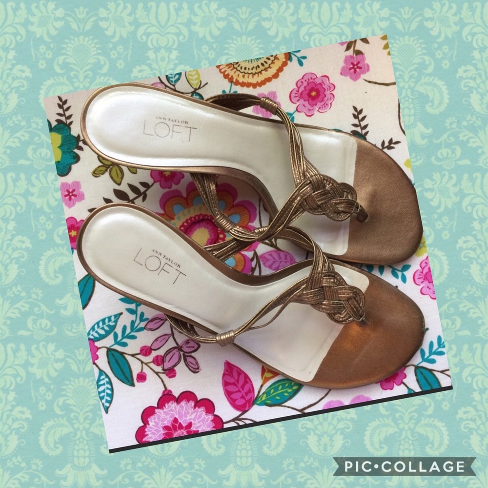 Loft sandals size 7