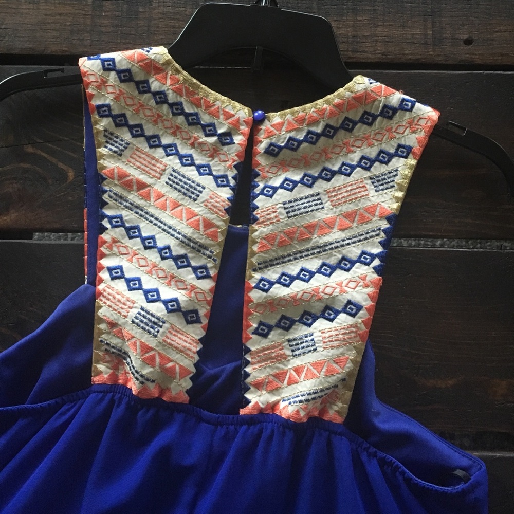 City Studio Dress - Picture 7 of 7