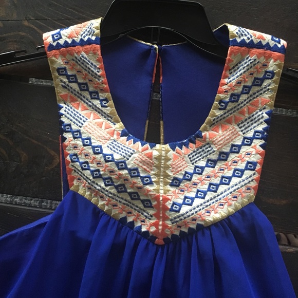 City Studio Dress - Picture 6 of 7