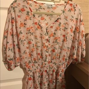 Floral peplum chiffon 3/4 sleeve top