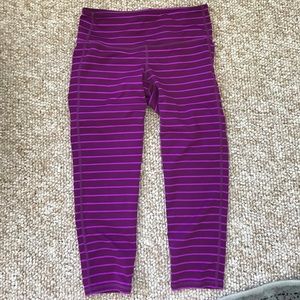 Athleta Chat Capri Yoga Pants