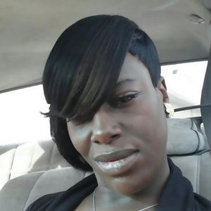 Meet your Posher, Latasha