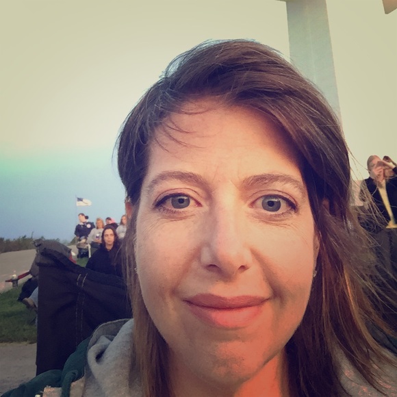 Meet your Poshmarker - Picture 1 of 1