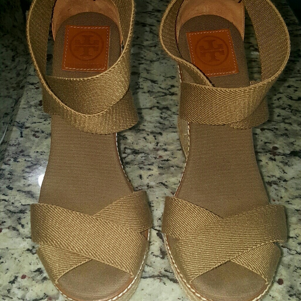 Tory burch wedges 9
