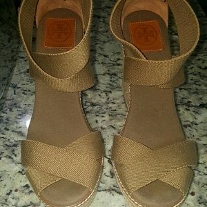 Tory burch wedges 9