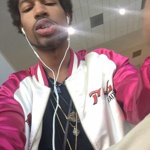 Meet your Posher, Dylan