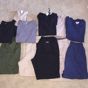 🚨LOT of SCRUBS🚨