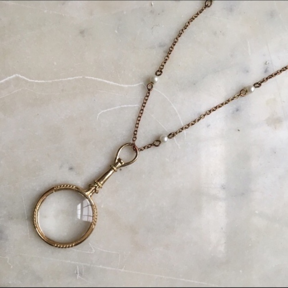 Marc Jacobs magnifying glass necklace