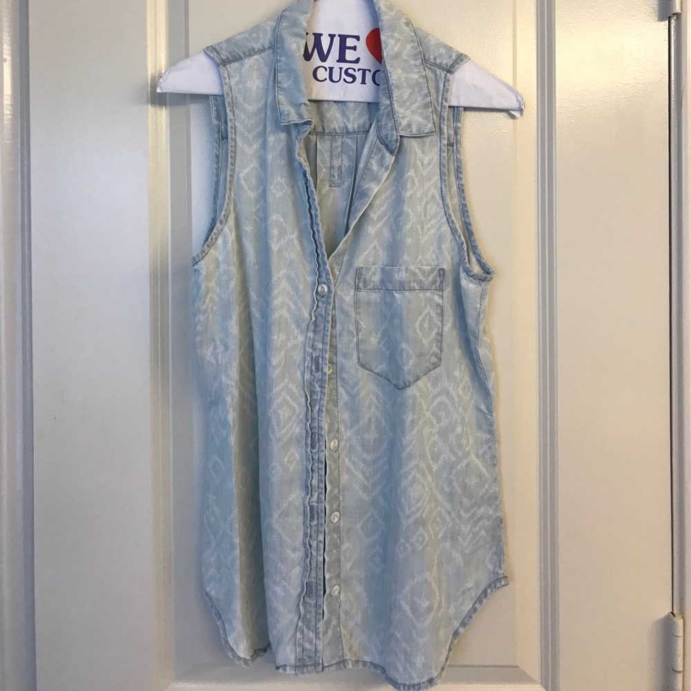 Sleeveless jean shirt by Cloth and Stone