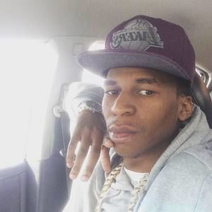 Meet your Posher, Derrick