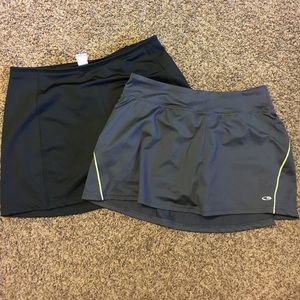 Women's tennis skirts. Medium