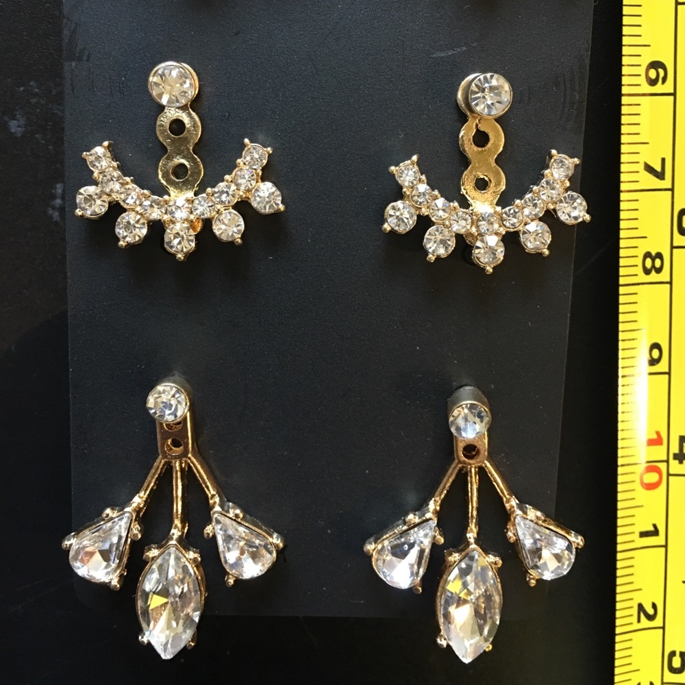 4 Pair of  Rhinestones Pierced Earrings great look - Picture 4 of 4