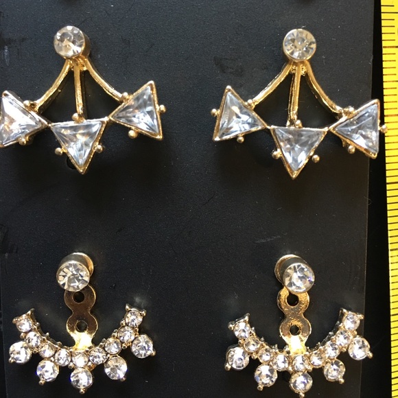 4 Pair of  Rhinestones Pierced Earrings great look - Picture 3 of 4