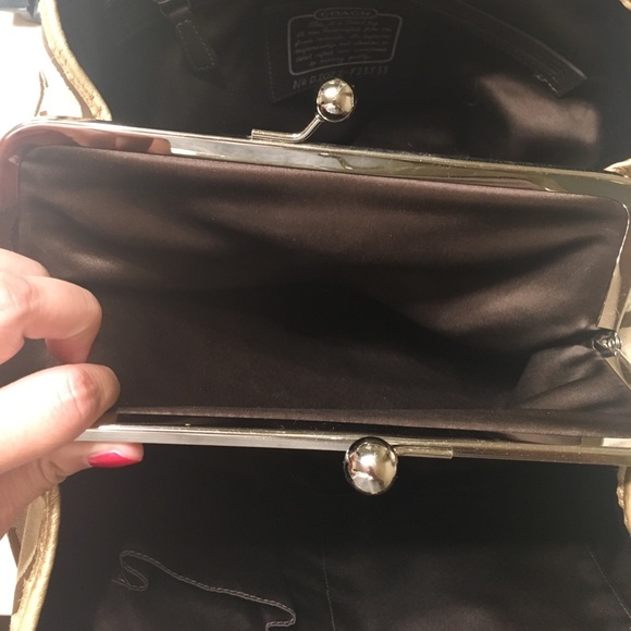 Gold Coach Bag - Picture 4 of 4