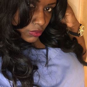 Meet your Posher, Amia