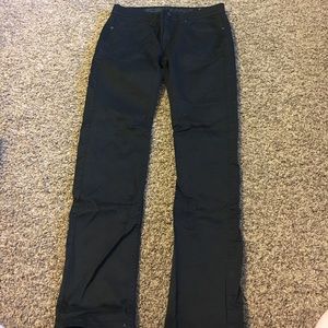 Mens black 33x32 jeans