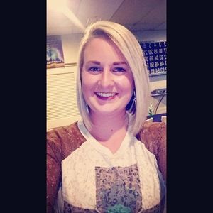 Meet your Posher, April