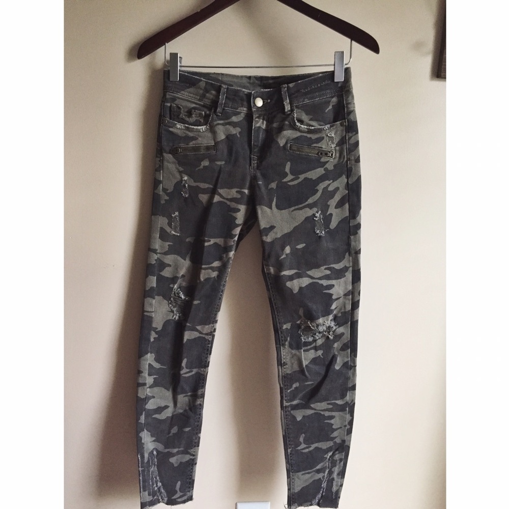 Camo jeans