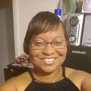 Meet your Posher, Carissa