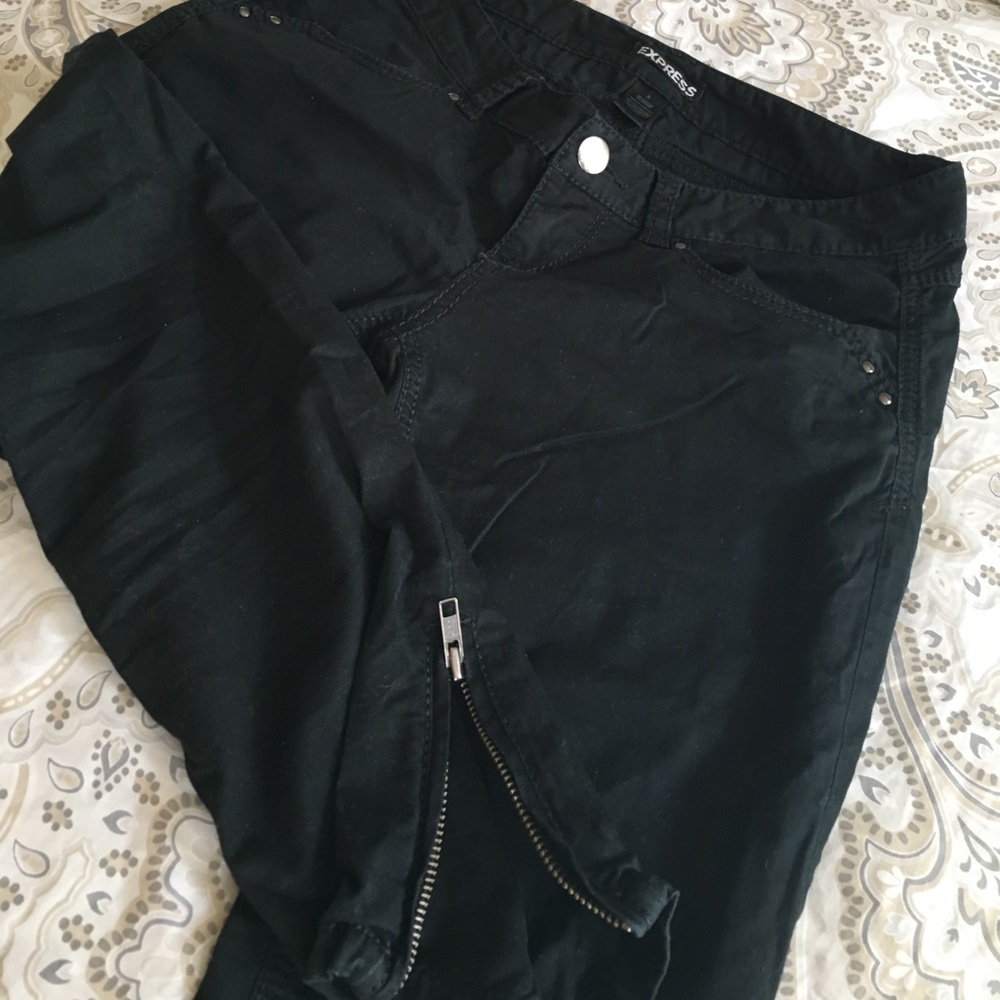 Express Capri - Picture 2 of 2