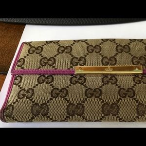 Gucci Peony pink GG monogram flip wallet clutch