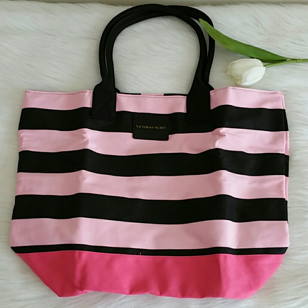 Beautiful Victoria's Secret Bag New with tag. - Picture 4 of 5