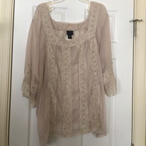 Torrid, size 4, beige chiffon/lace peasant top