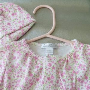 Kissy Kissy gown with matching hat