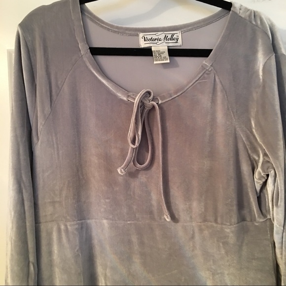 Victoria Holley Crushed Velvet Dress GOT - Picture 3 of 8