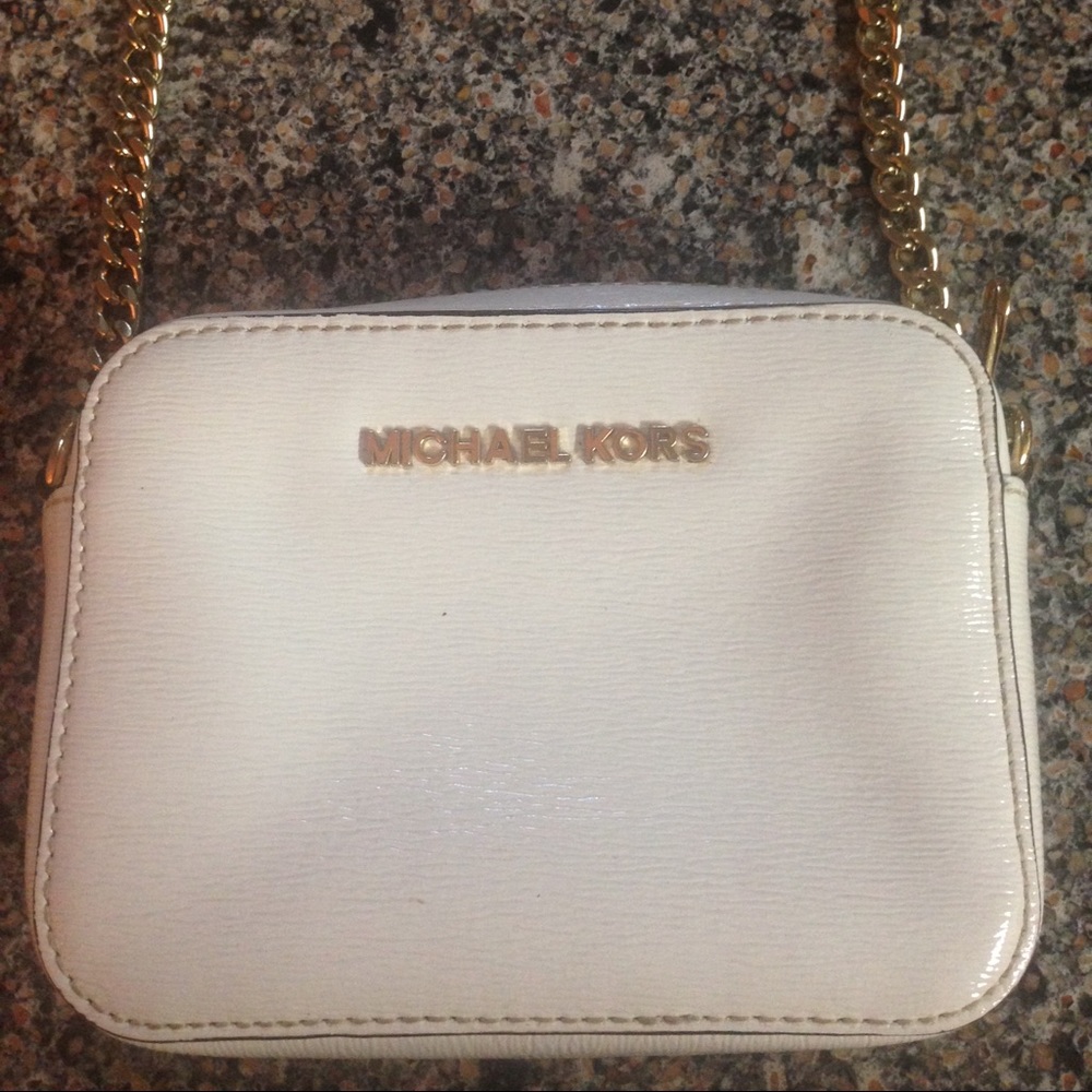 White Michael Kors Crossbody