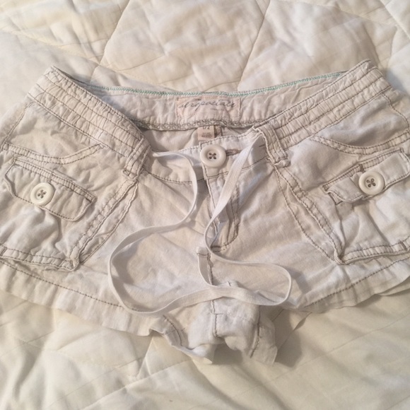 Shorts - Picture 1 of 4