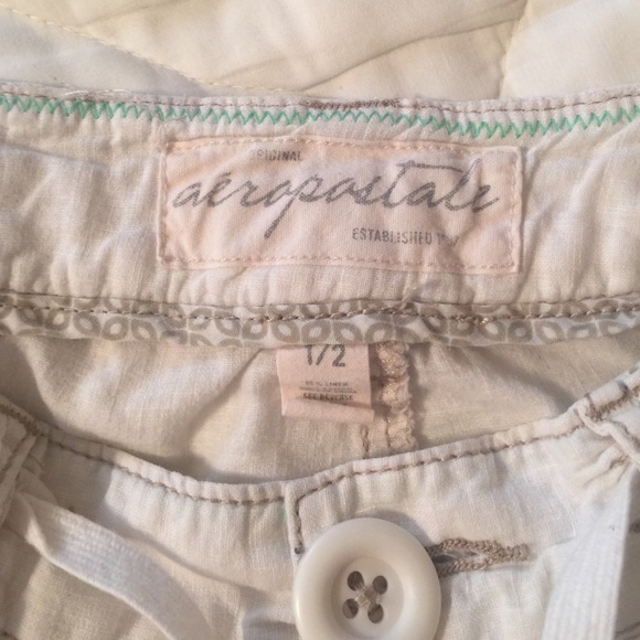 Shorts - Picture 2 of 4