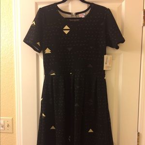 Lularoe NWT Amelia dress. Size L.