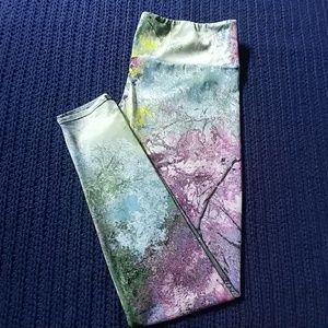 Onzie long yoga leggings sz M/L EUC