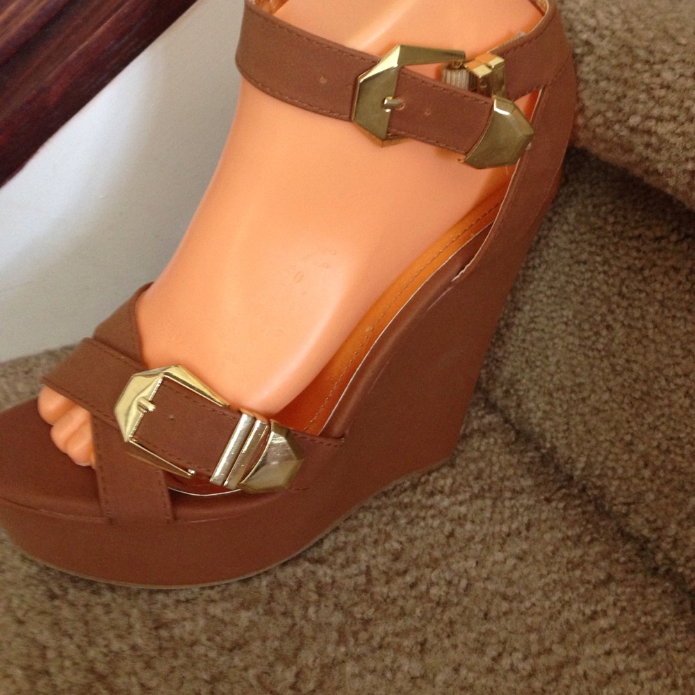 New shoes - Picture 4 of 4