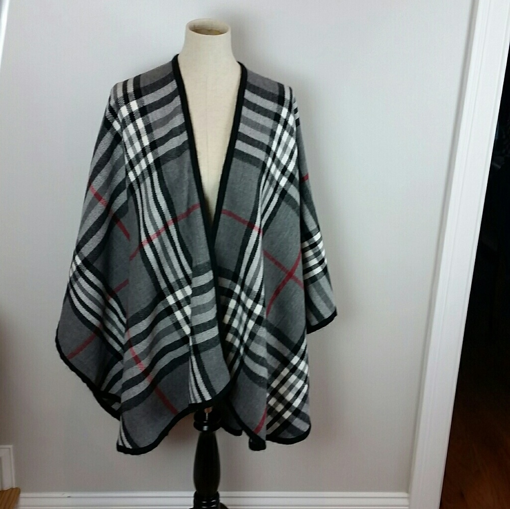 Beautiful Plaid Wrap - Picture 2 of 8