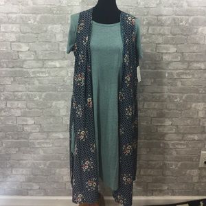 Lularoe outfit! Large Joy and Medium Carly!