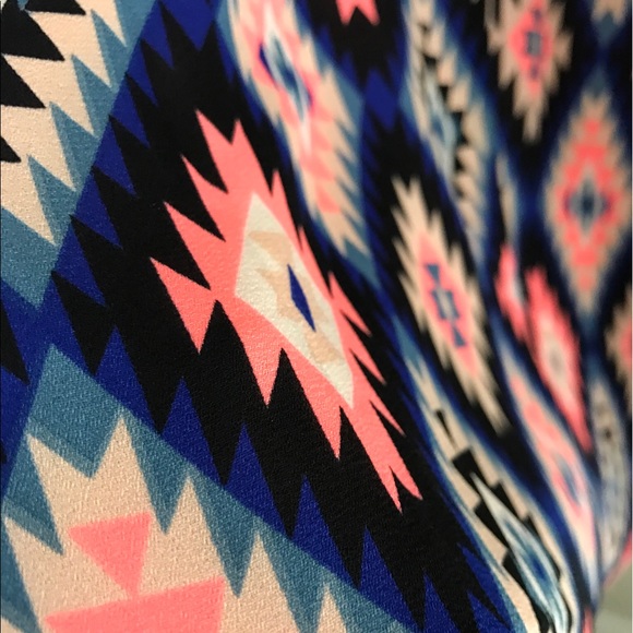 NWT AZTEC PRINTED SLIP DRESS - Picture 4 of 5