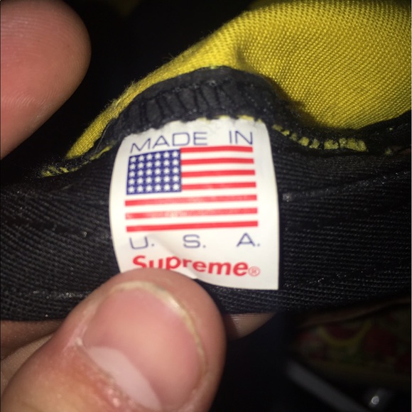 Supreme hat - Picture 3 of 3