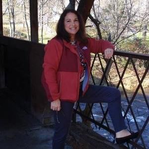 Meet your Posher, Ellen